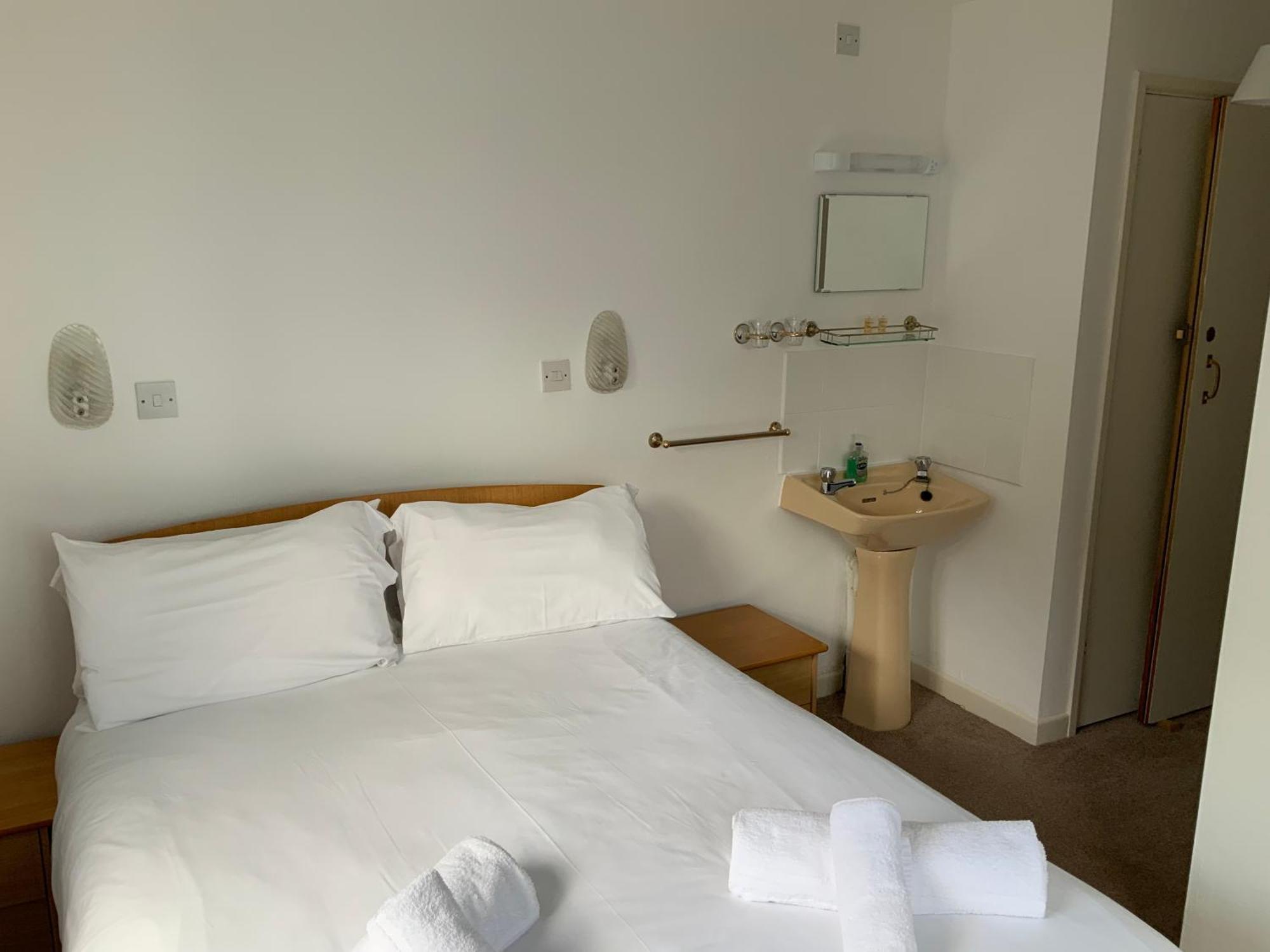 St Merryn Hotel คาร์บิสเบย์ ภายนอก รูปภาพ