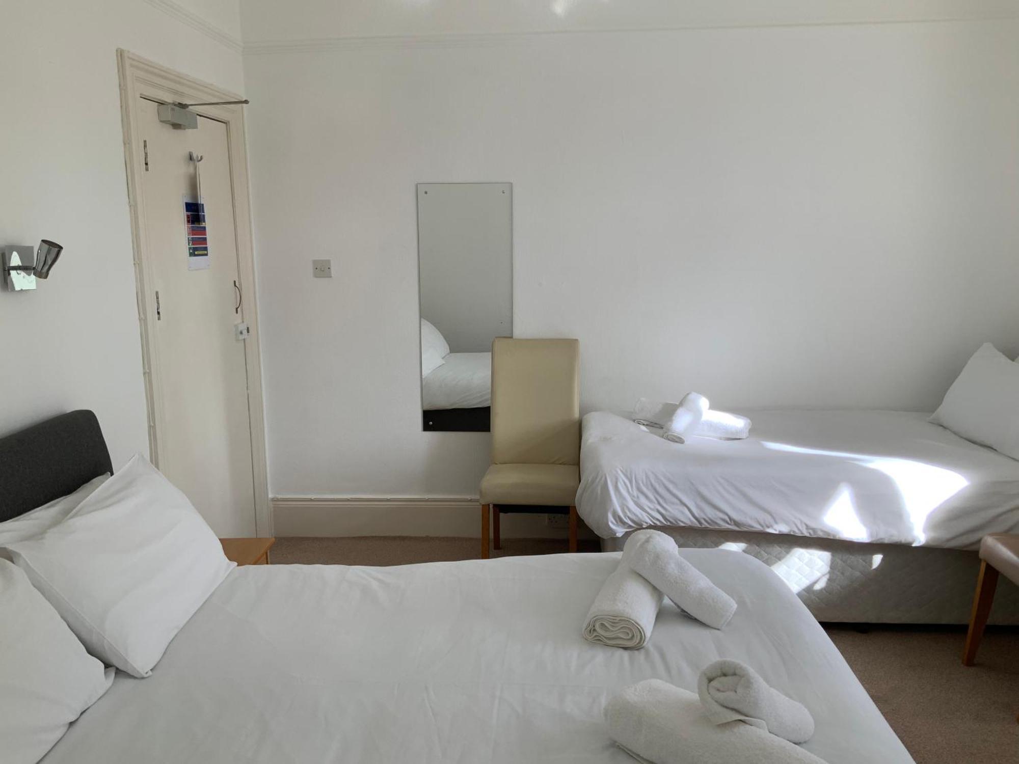 St Merryn Hotel คาร์บิสเบย์ ภายนอก รูปภาพ